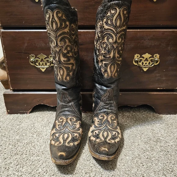 Corral boots - Picture 2 of 4